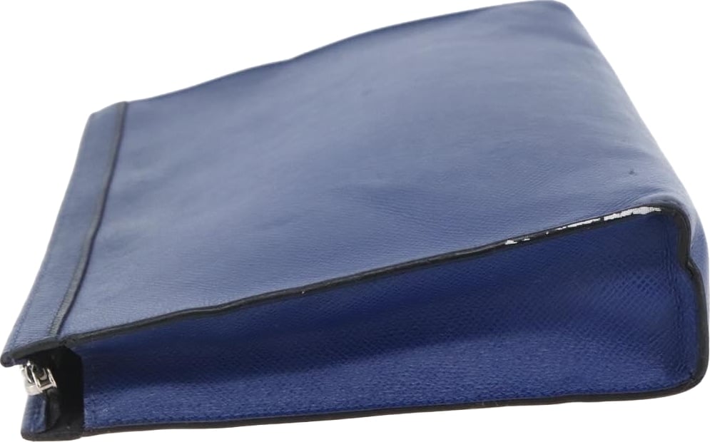 Louis Vuitton Pochette Voyage Taiga Leather MM