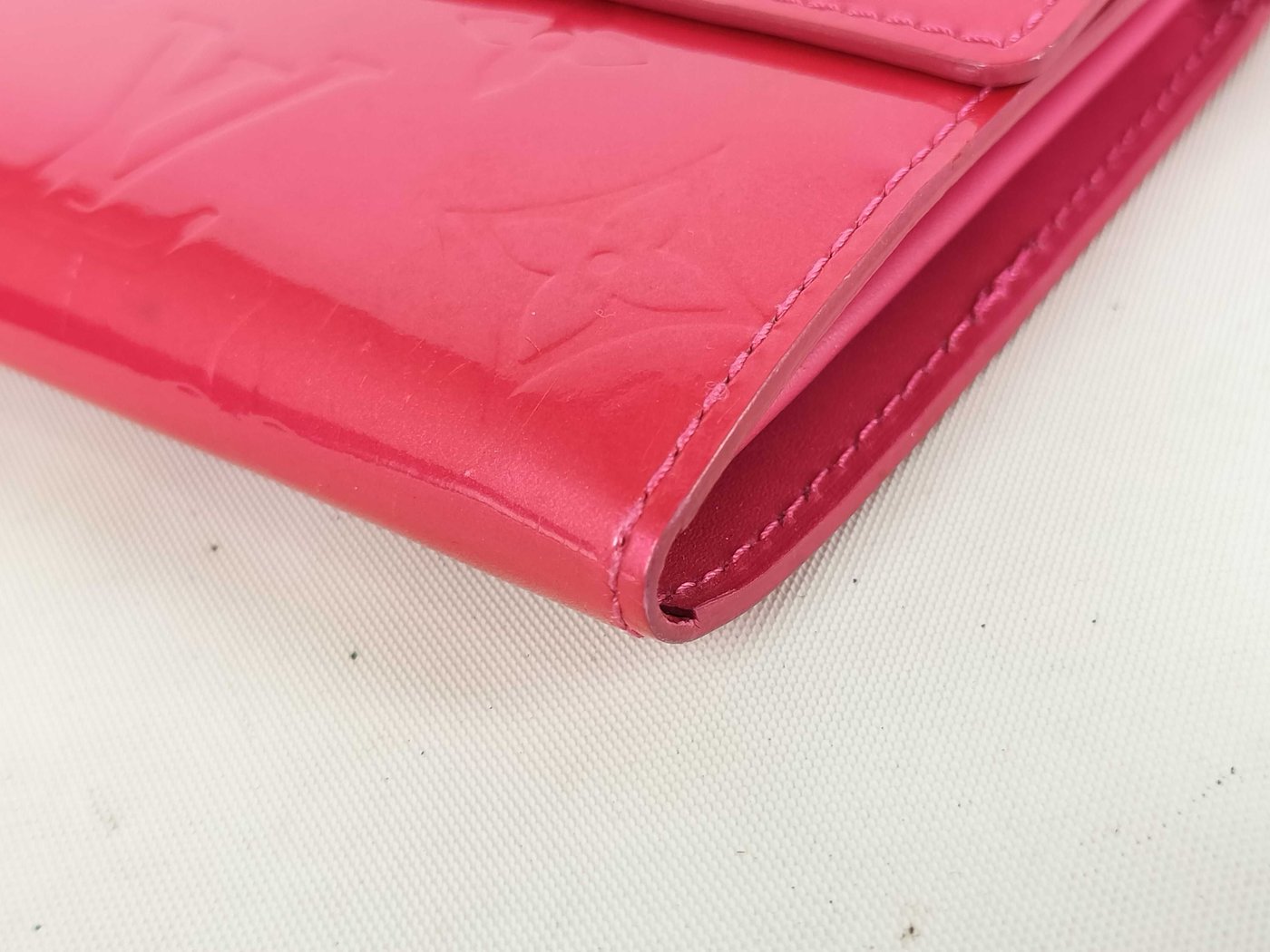 Louis Vuitton Sarah Monogram Vernis Compact
