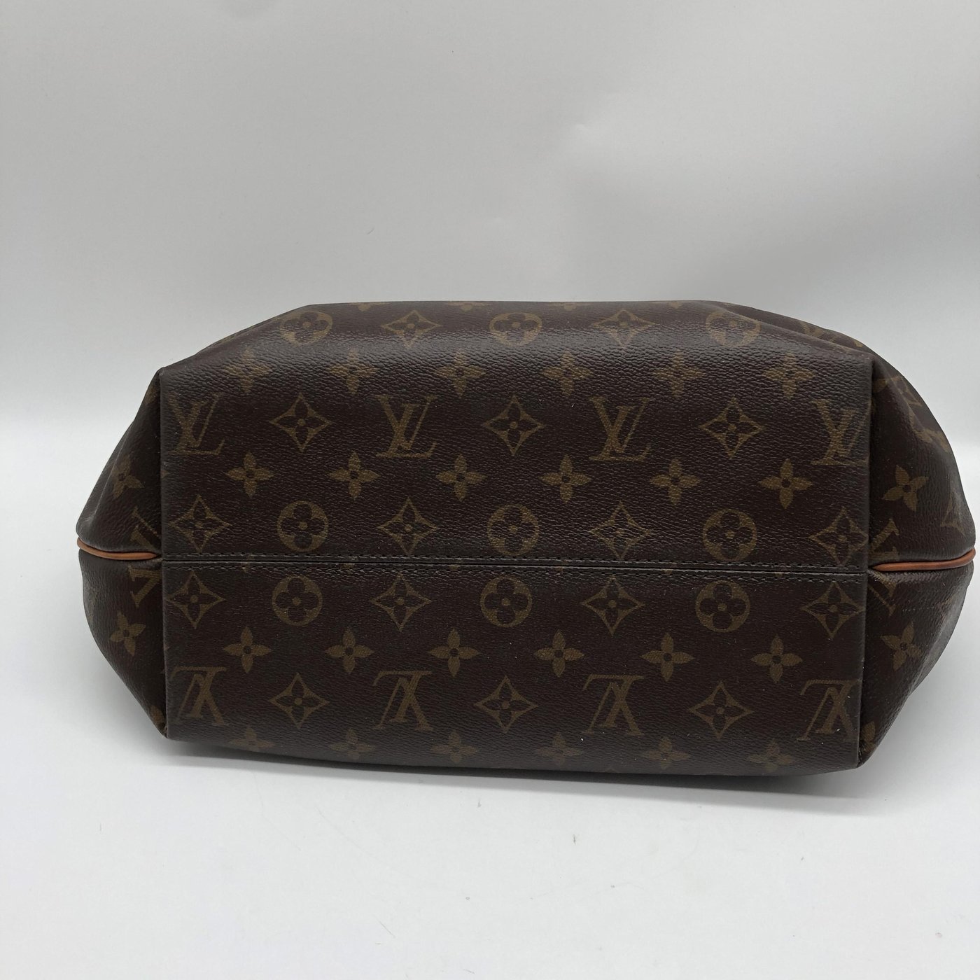 Louis Vuitton Turenne Monogram Canvas MM