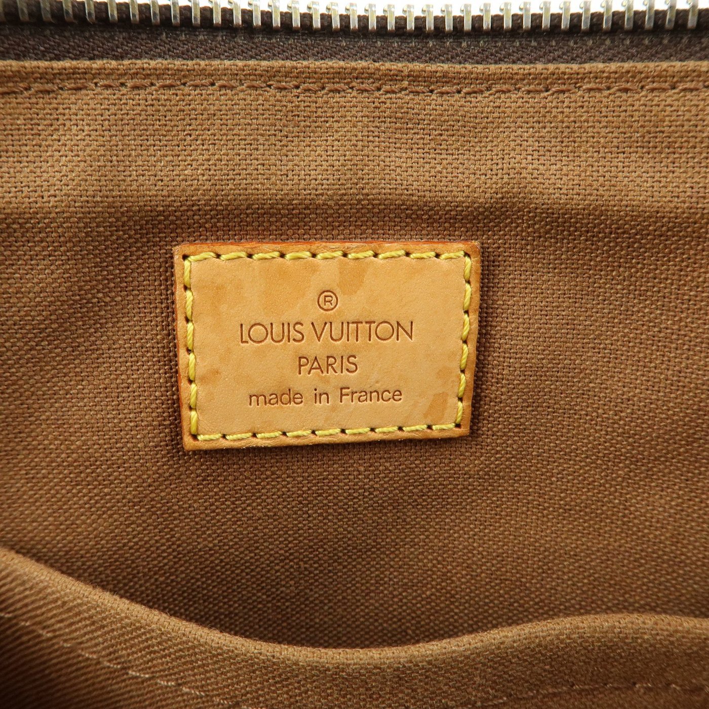 Louis Vuitton Popincourt Monogram Canvas Haut