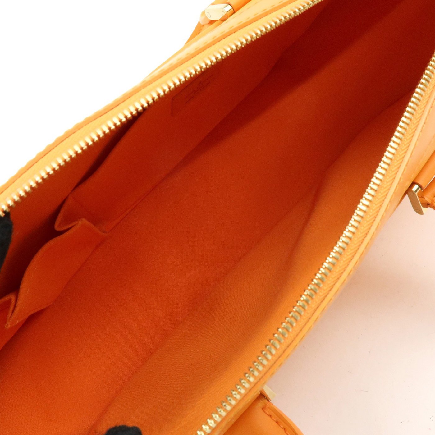 Louis Vuitton Dhanura Epi Leather MM