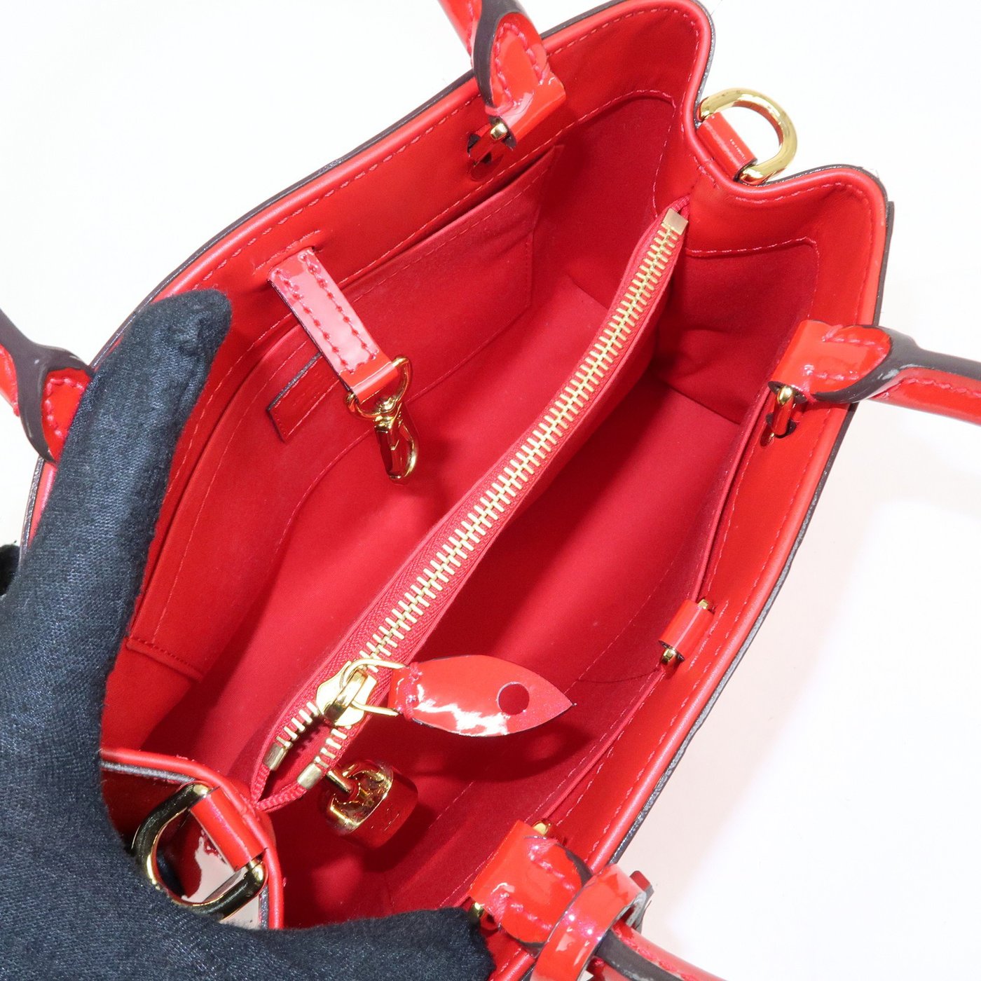 Louis Vuitton Montaigne Monogram Vernis BB