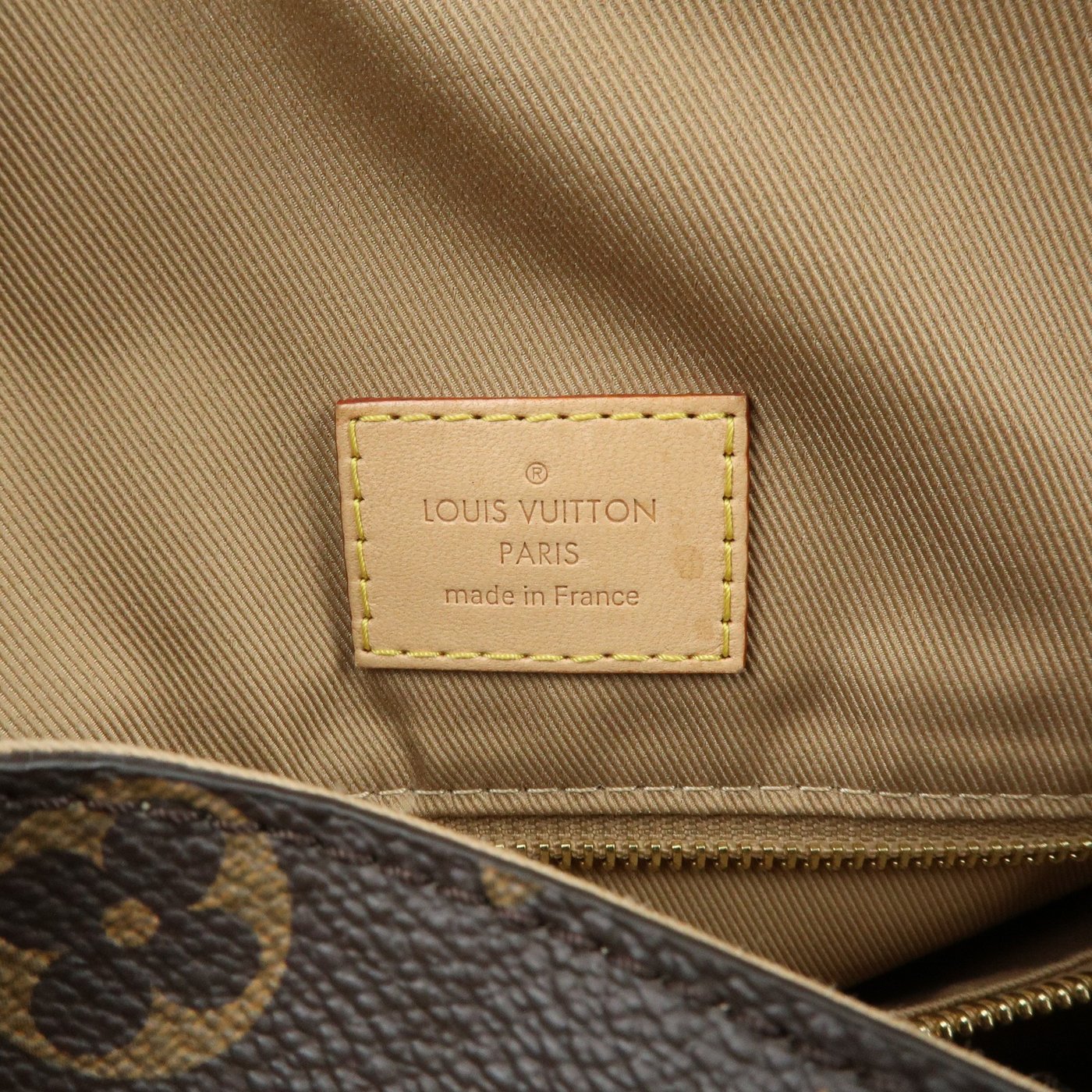 Louis Vuitton Graceful Monogram Canvas PM