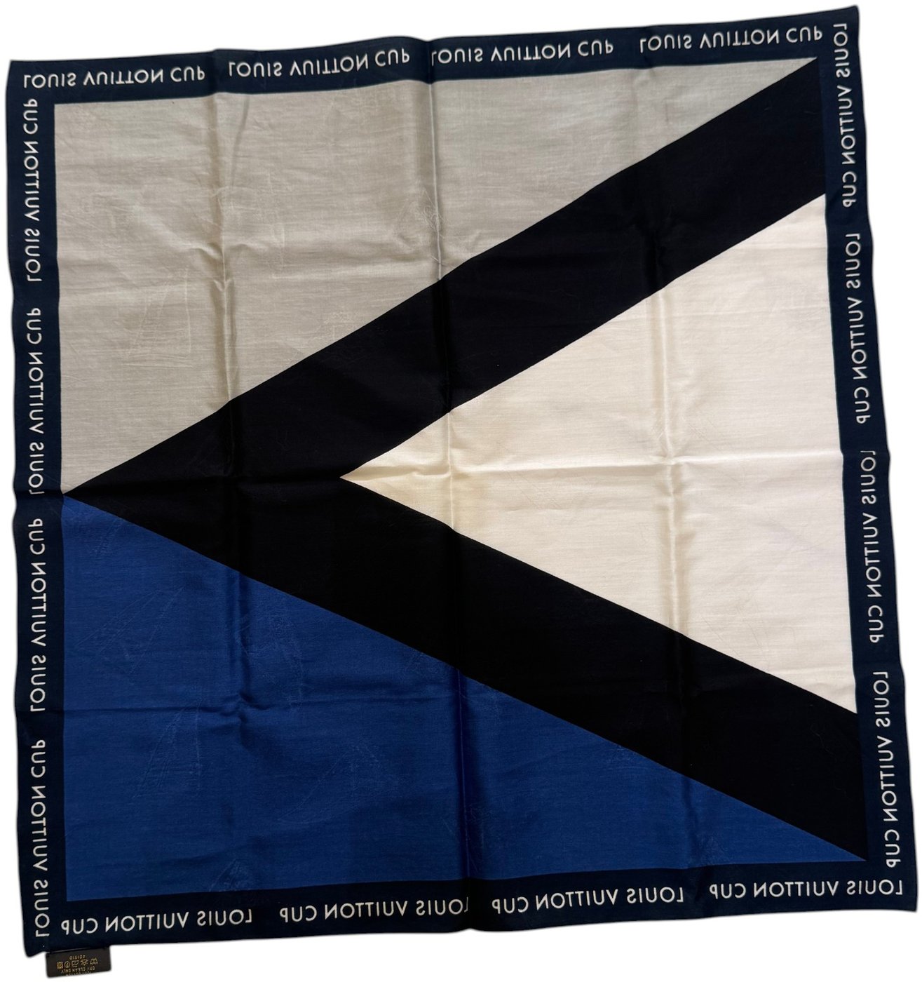 Louis Vuitton Etoile scarf Monogram Canvas Large