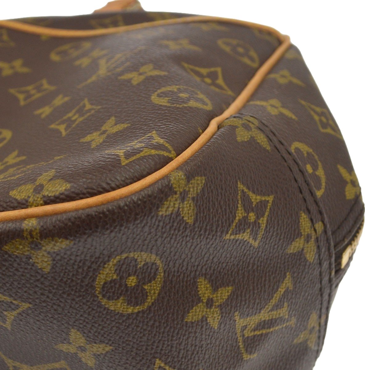 Louis Vuitton Deauville Monogram Canvas Standard