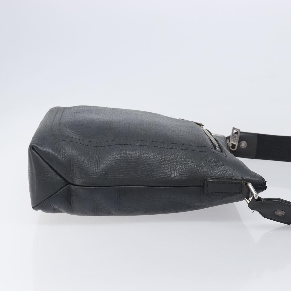 Louis Vuitton Shawnee Pochette Utah Leather