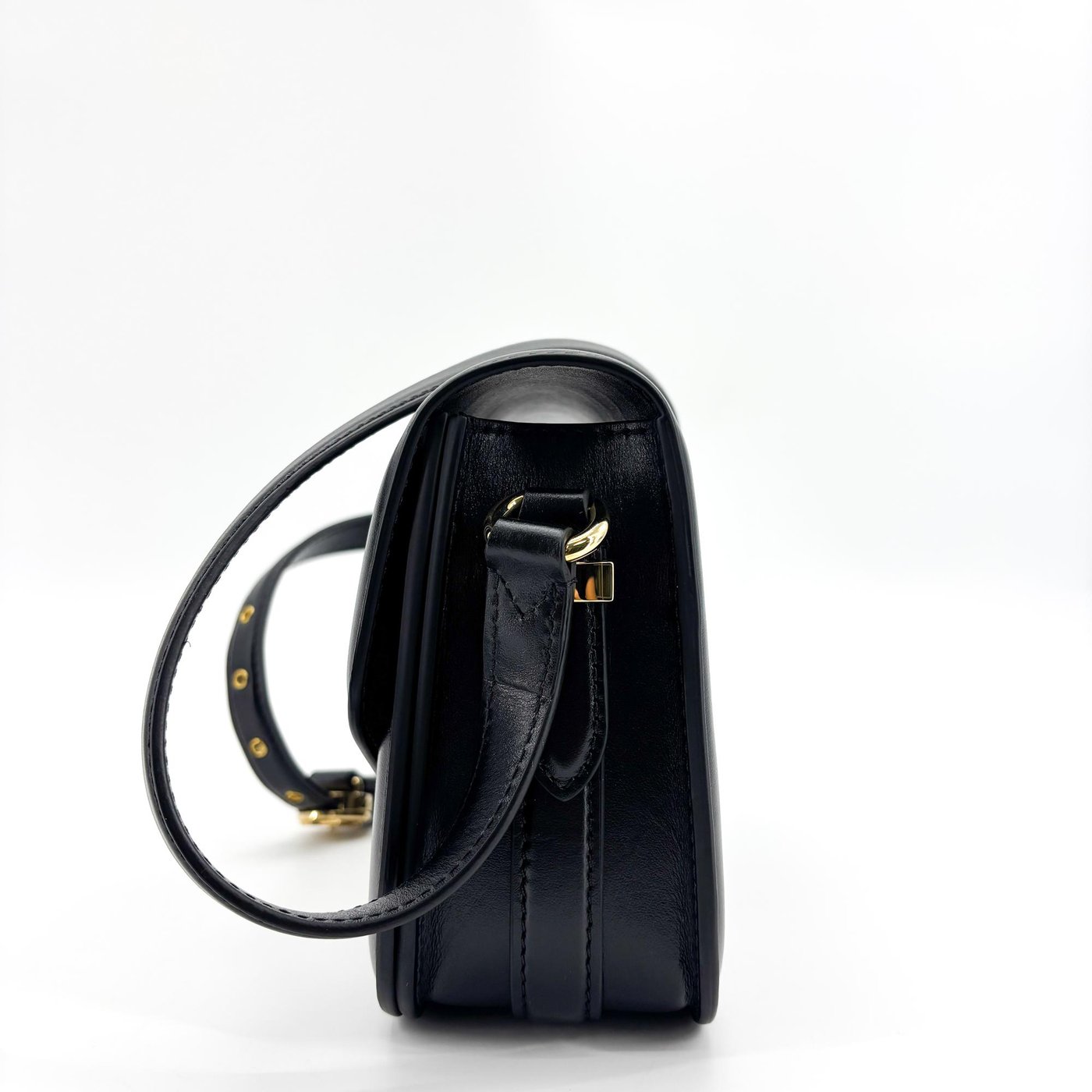 Louis Vuitton LV Pont 9 Leather