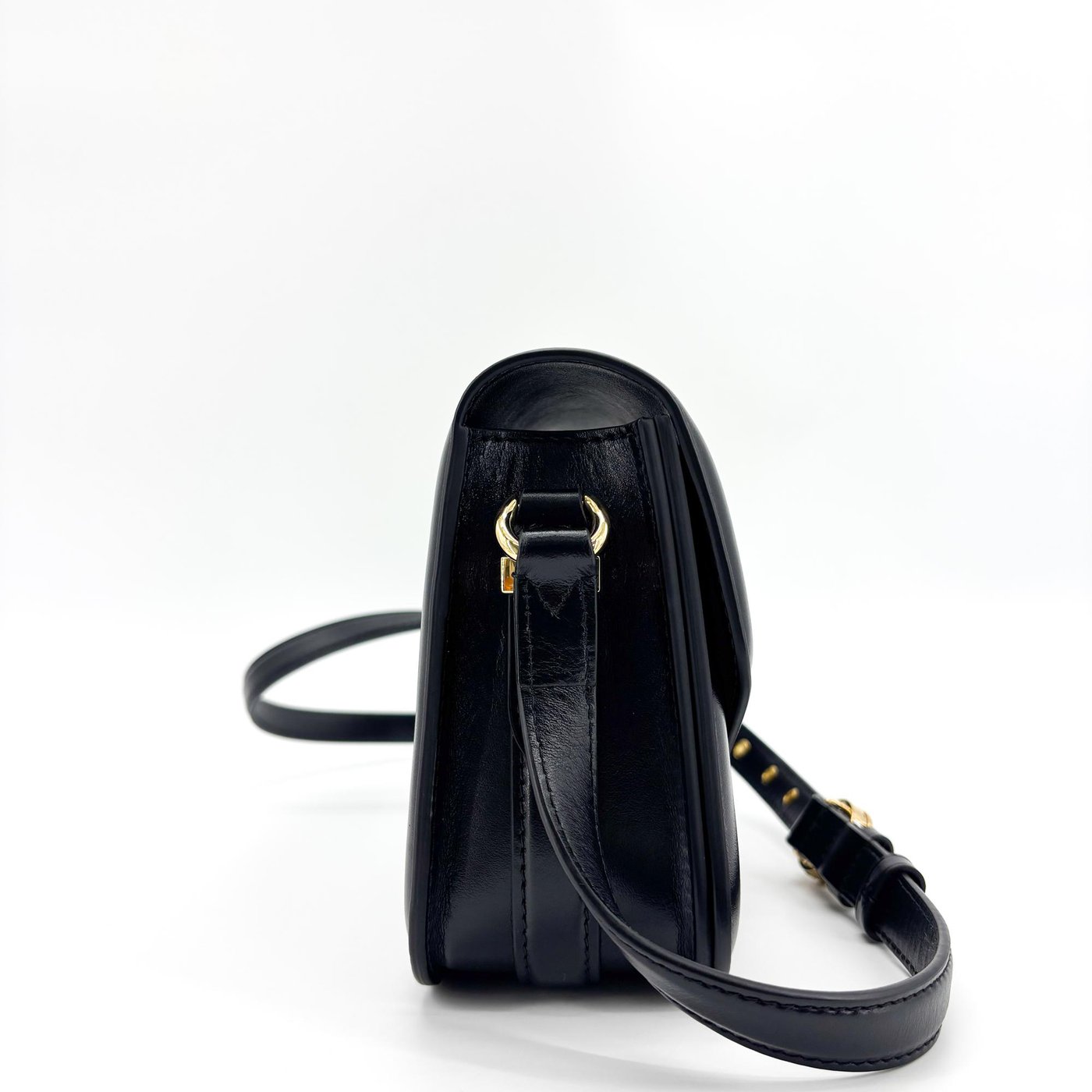 Louis Vuitton LV Pont 9 Leather