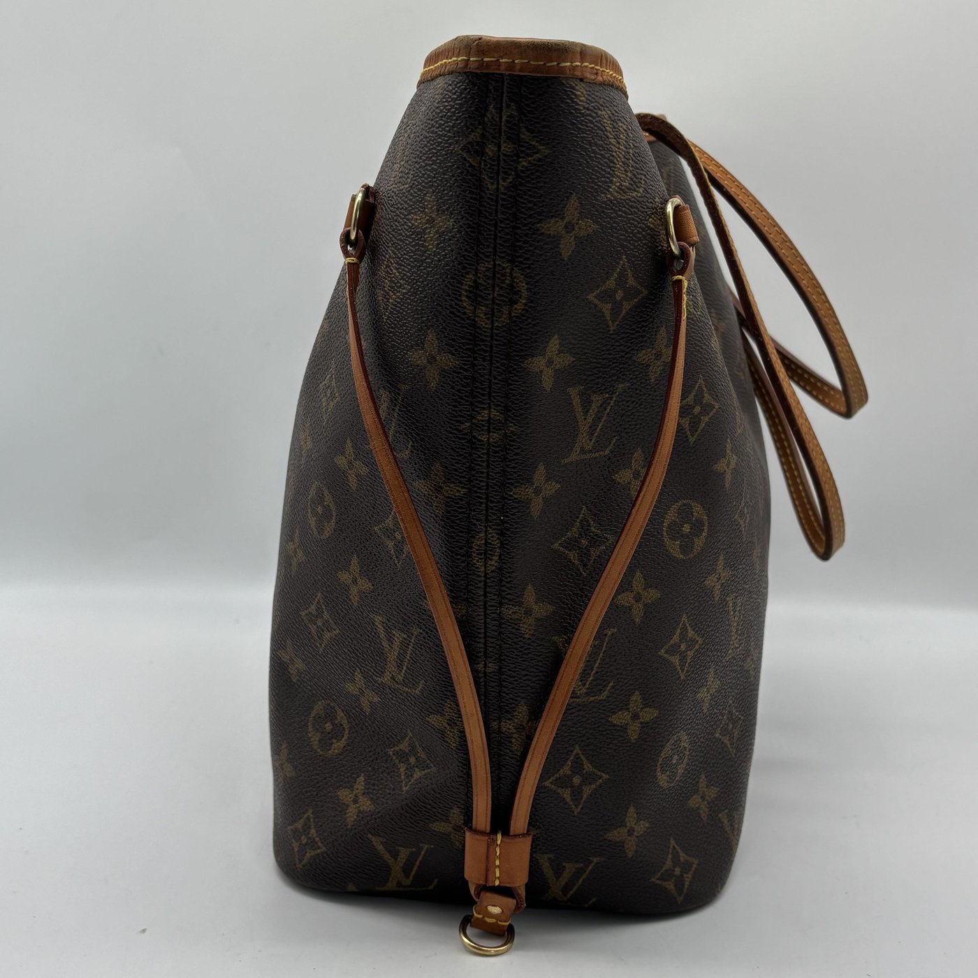 Louis Vuitton Neverfull Monogram Canvas MM