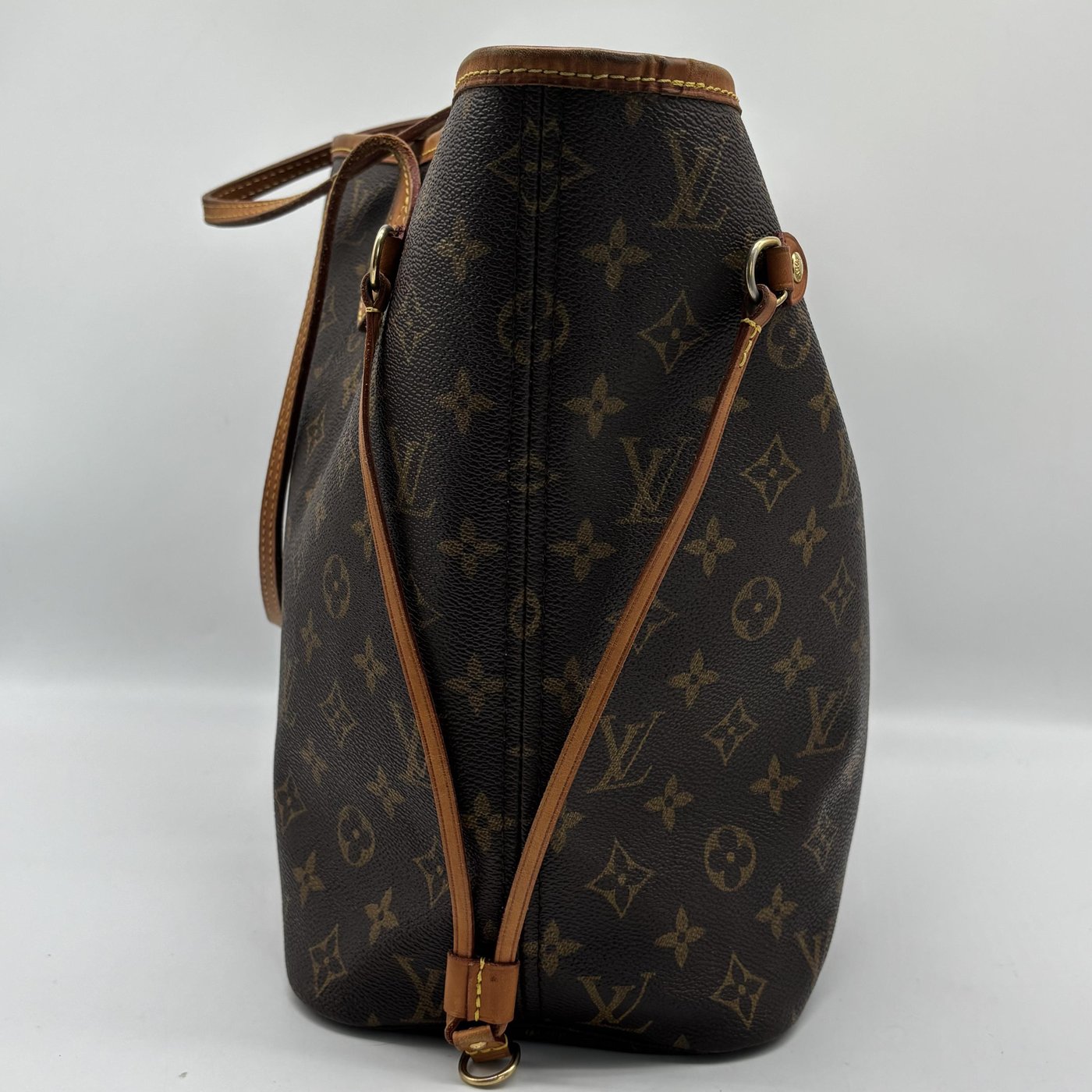 Louis Vuitton Neverfull Monogram Canvas MM