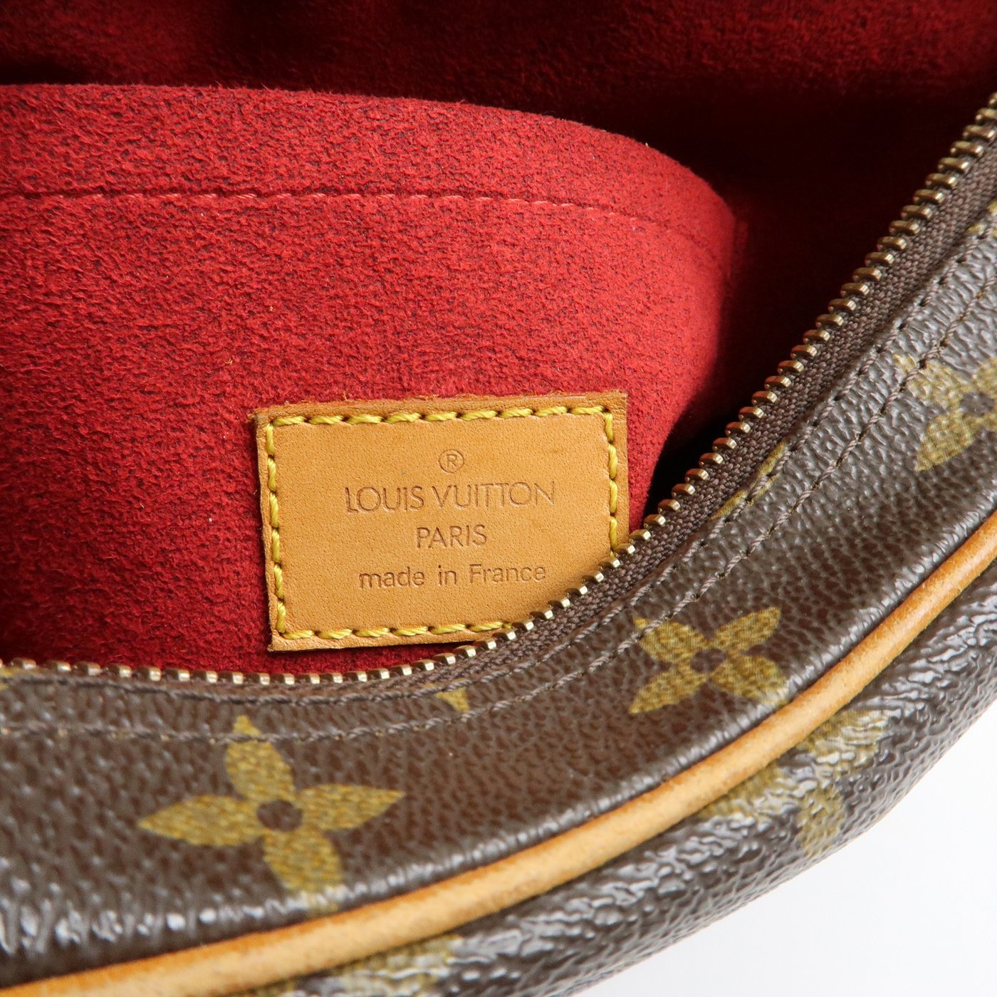 Louis Vuitton Croissant Monogram Canvas MM