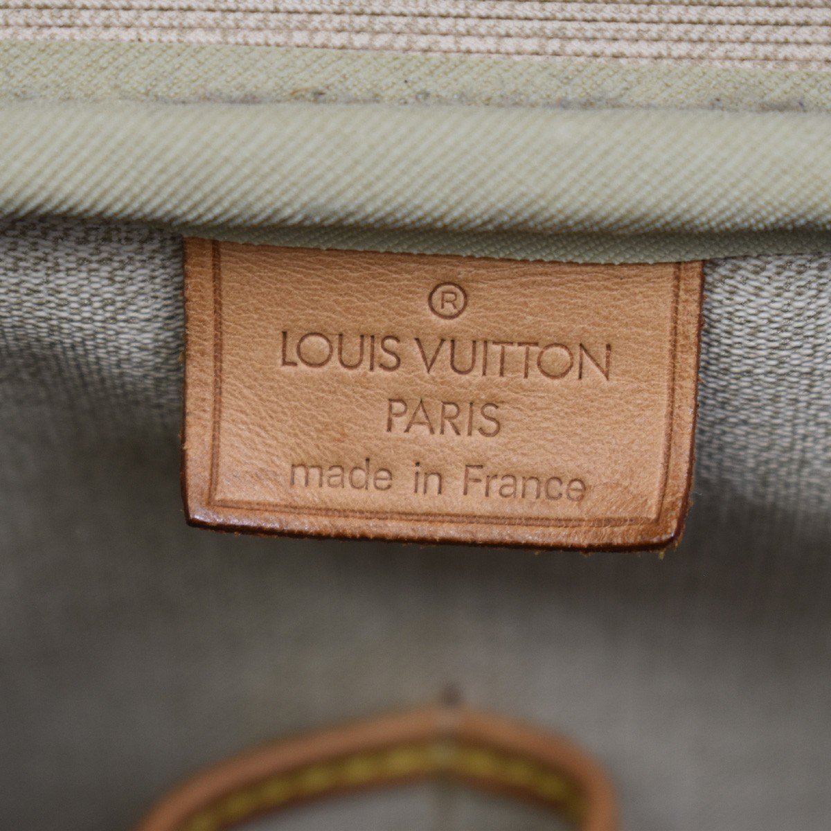 Louis Vuitton Deauville Monogram Canvas Standard