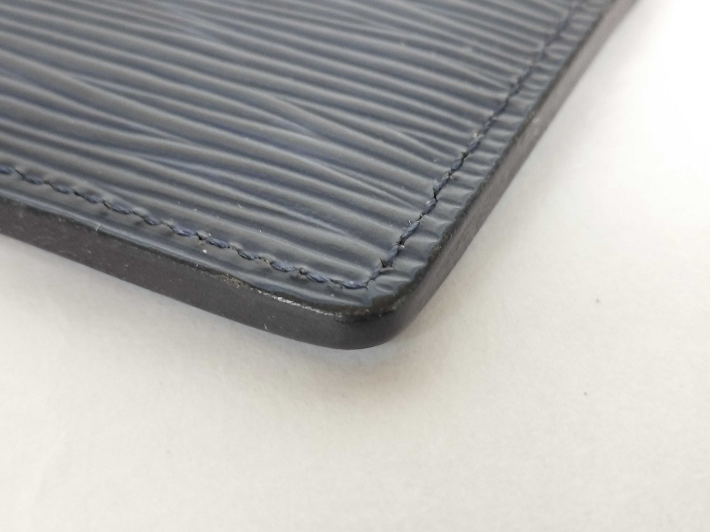 Louis Vuitton Card Holder Epi Leather