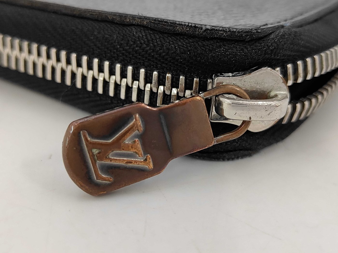 Louis Vuitton Zippy wallet vertical Damier Graphite 20 cm