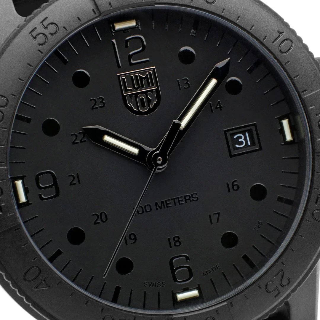 X2.2001.BO Sea Bass horloge 44 mm