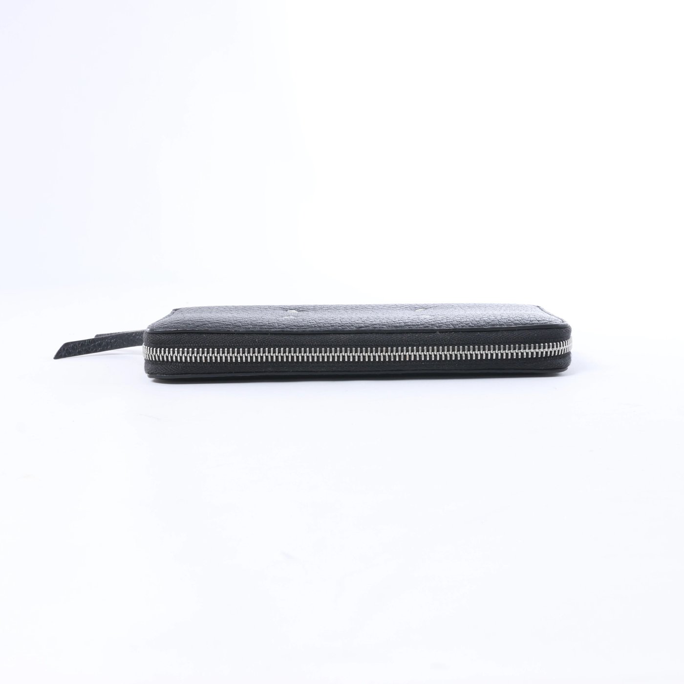 Maison Margiela Zip Round Leather Wallet in Black S56UI0110