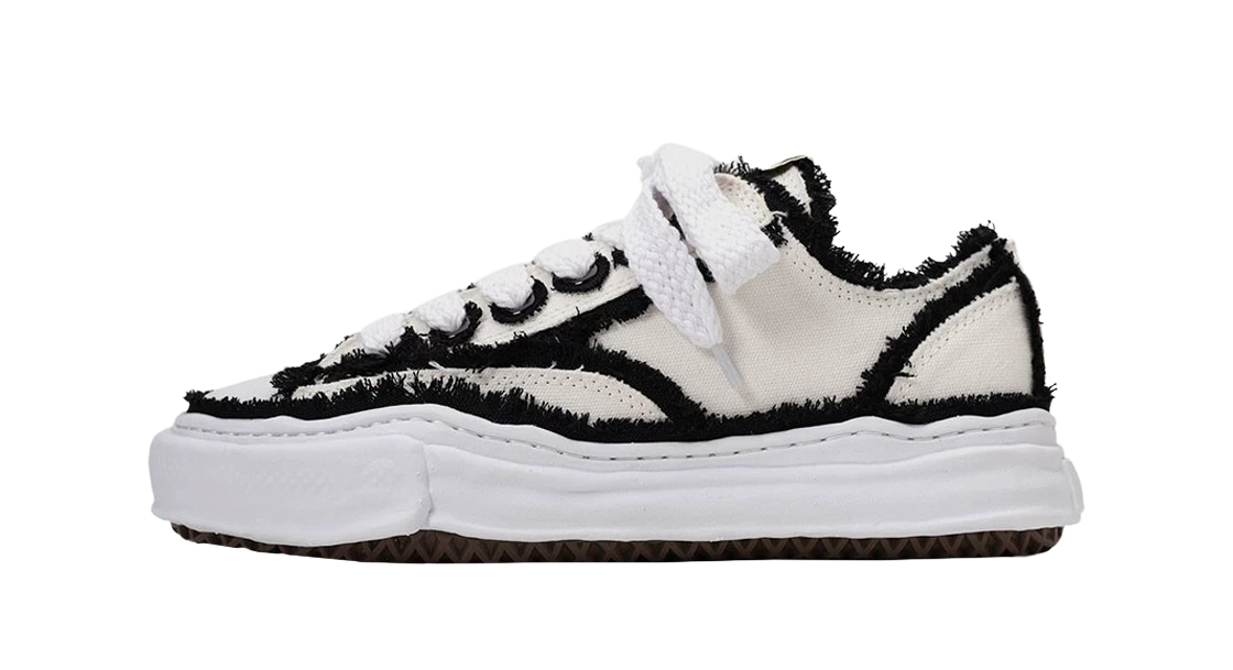 Maison Mihara Yasuhiro Peterson OG Sole Canvas Low Frayed Black