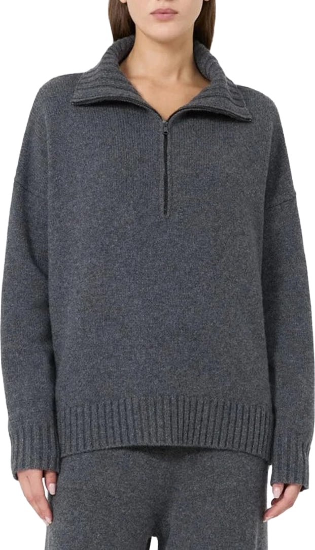 Mxmcrasso Gray