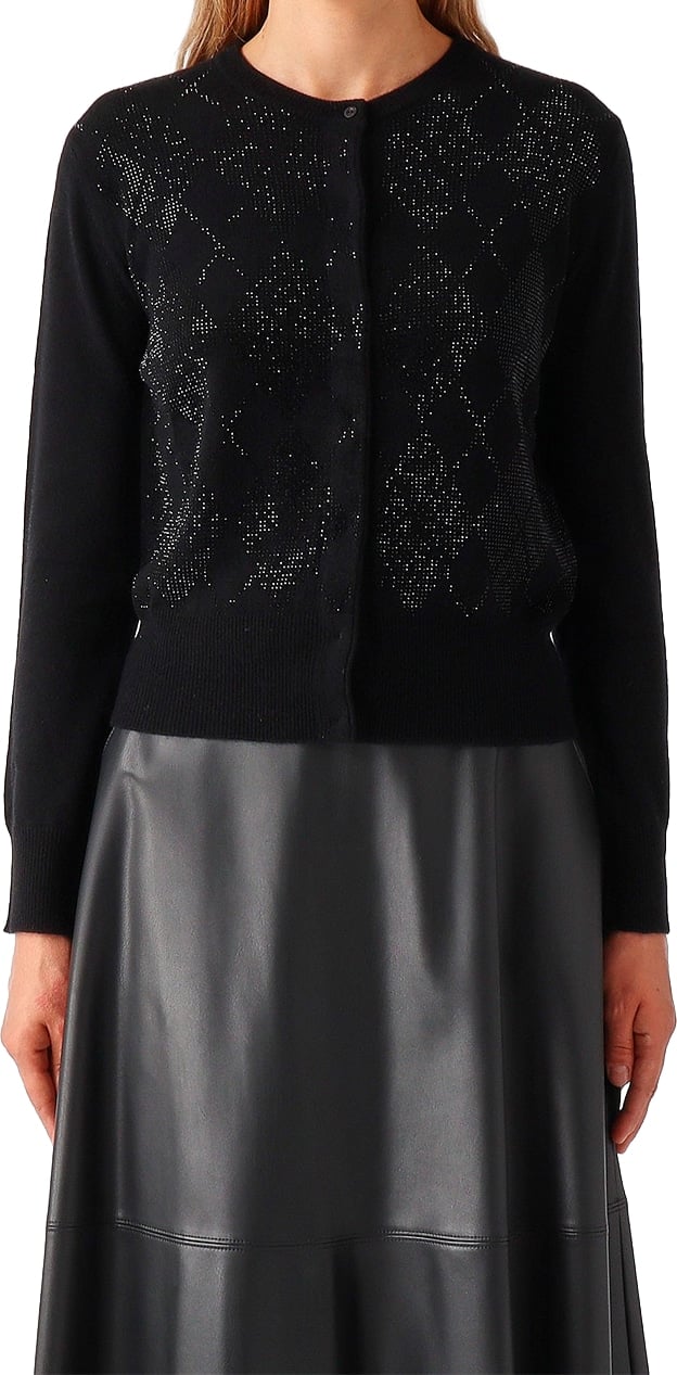 Mstgiovane Black
