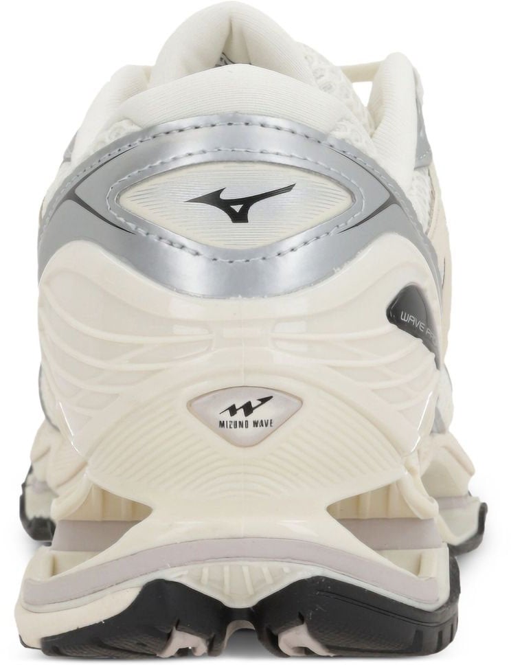 Sneakers White