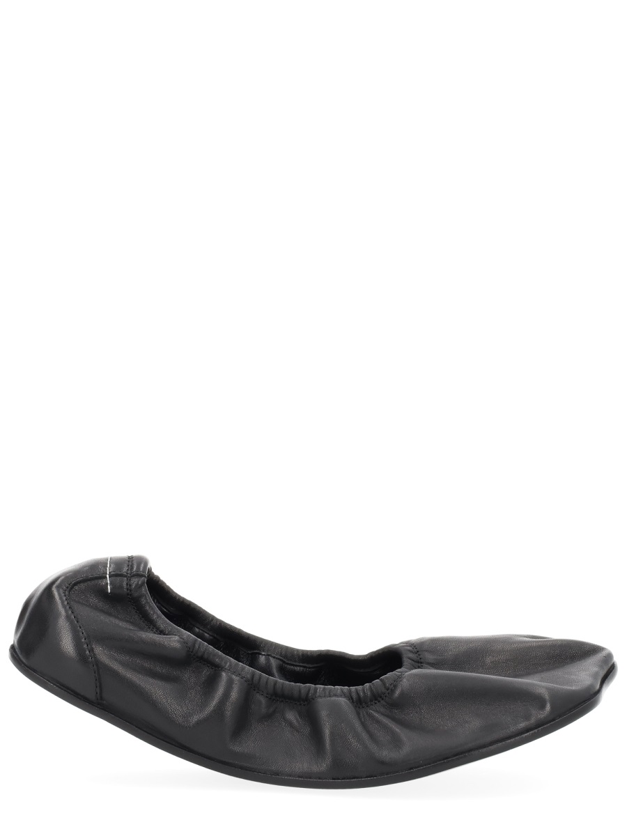 Pointed Toe Gathered Leather Flats
