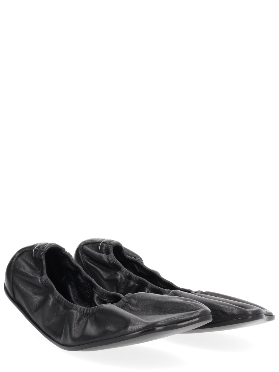 Pointed Toe Gathered Leather Flats