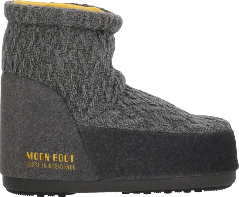 Boots Grey