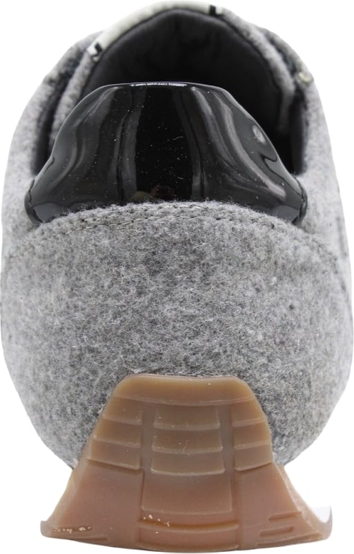 Sneaker Gray
