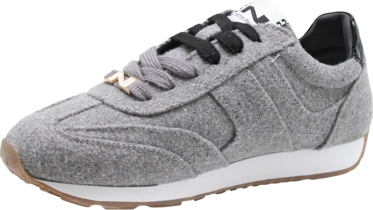 Sneaker Gray