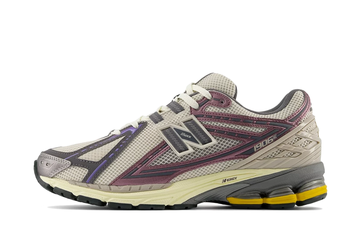 New Balance 1906R Licorice