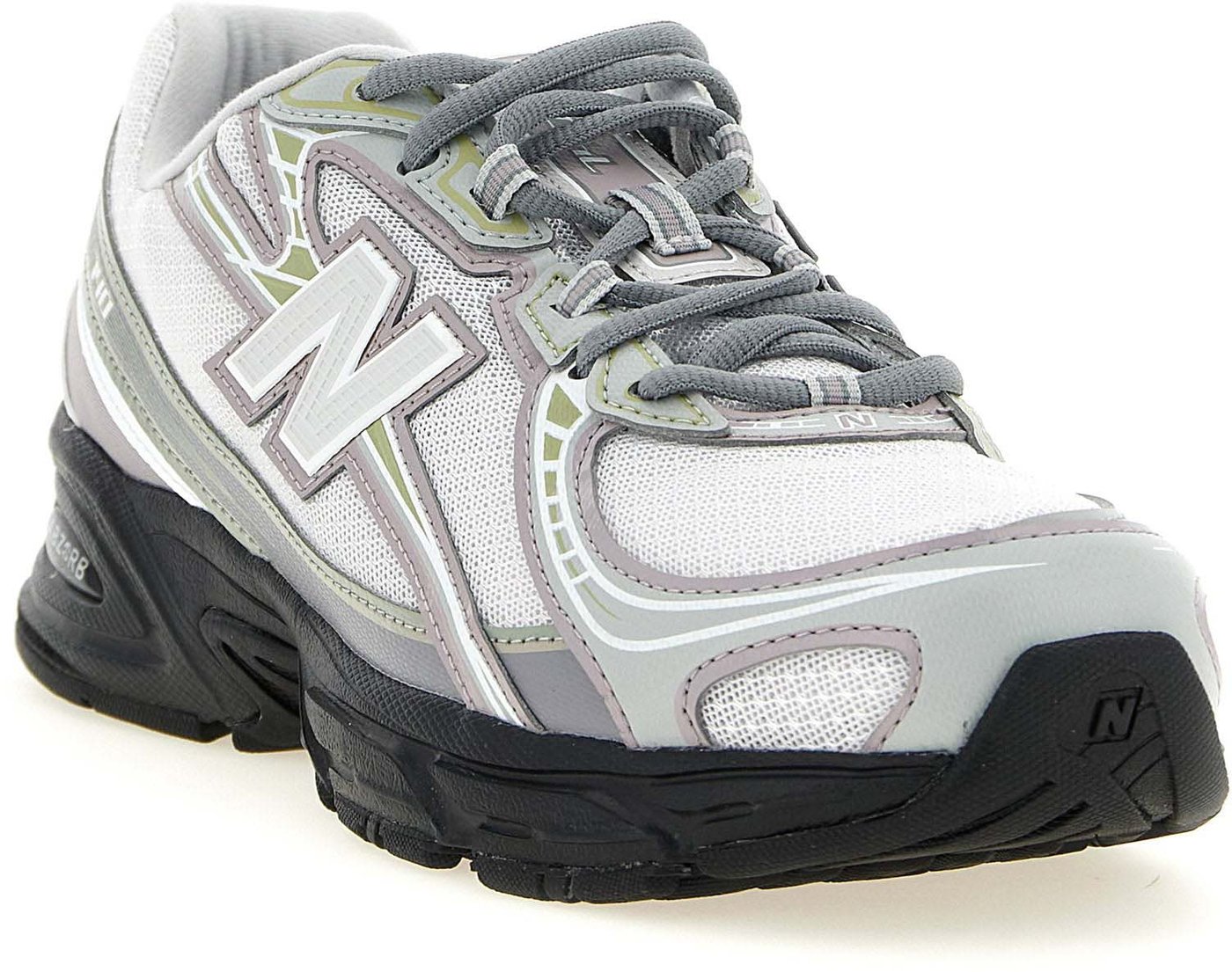New Balance 740 Sneakers