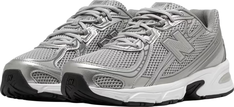 New Balance 740 'Silver Metallic'