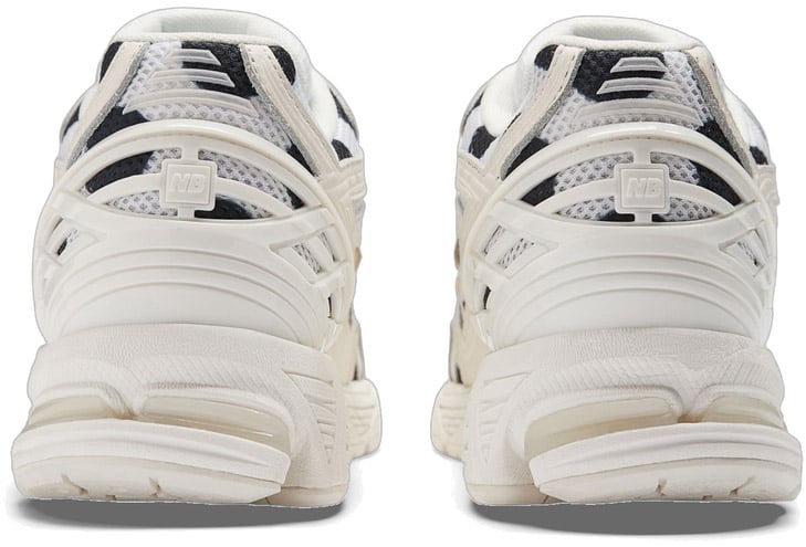 New Balance 1906R 'Polka Dot Sea Salt'