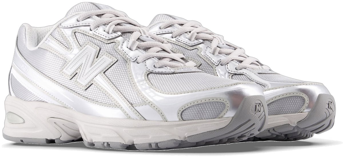 New Balance 740 'Metallic Silver'