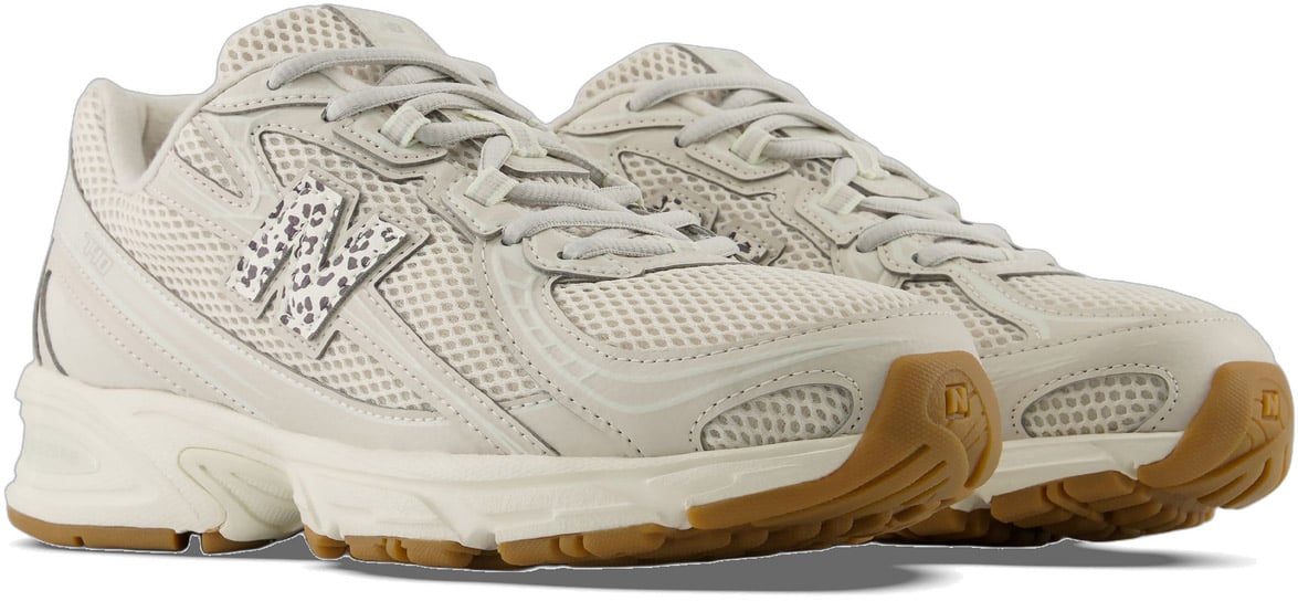 New Balance 740 Safari 'Moonbeam Gum'