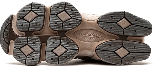 New Balance 9060 Mushroom Timberwolf