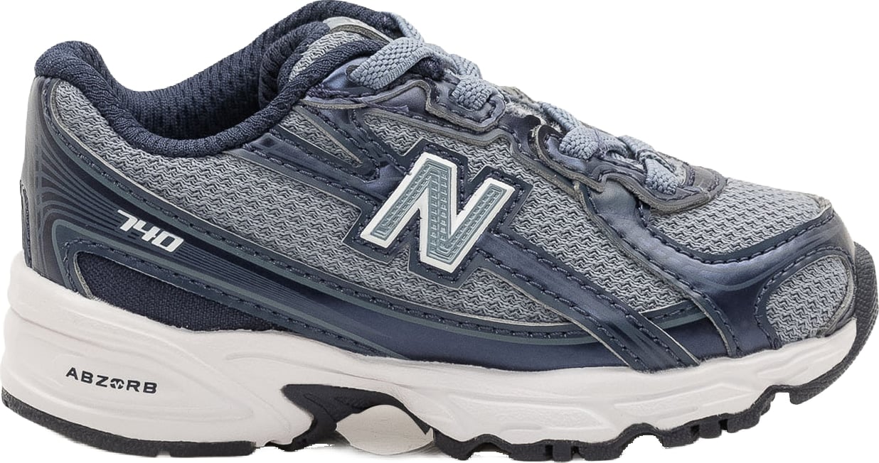 Sneakers 740