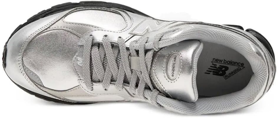 2002r Silver Metallic Sneakers
