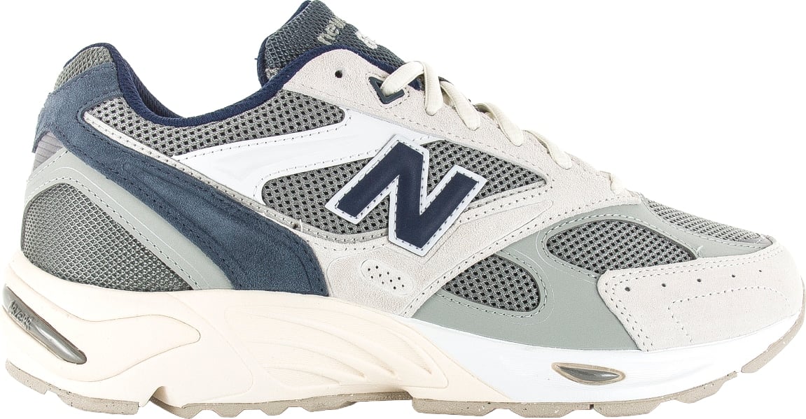 New Balance 880R sea salt bayberry navy