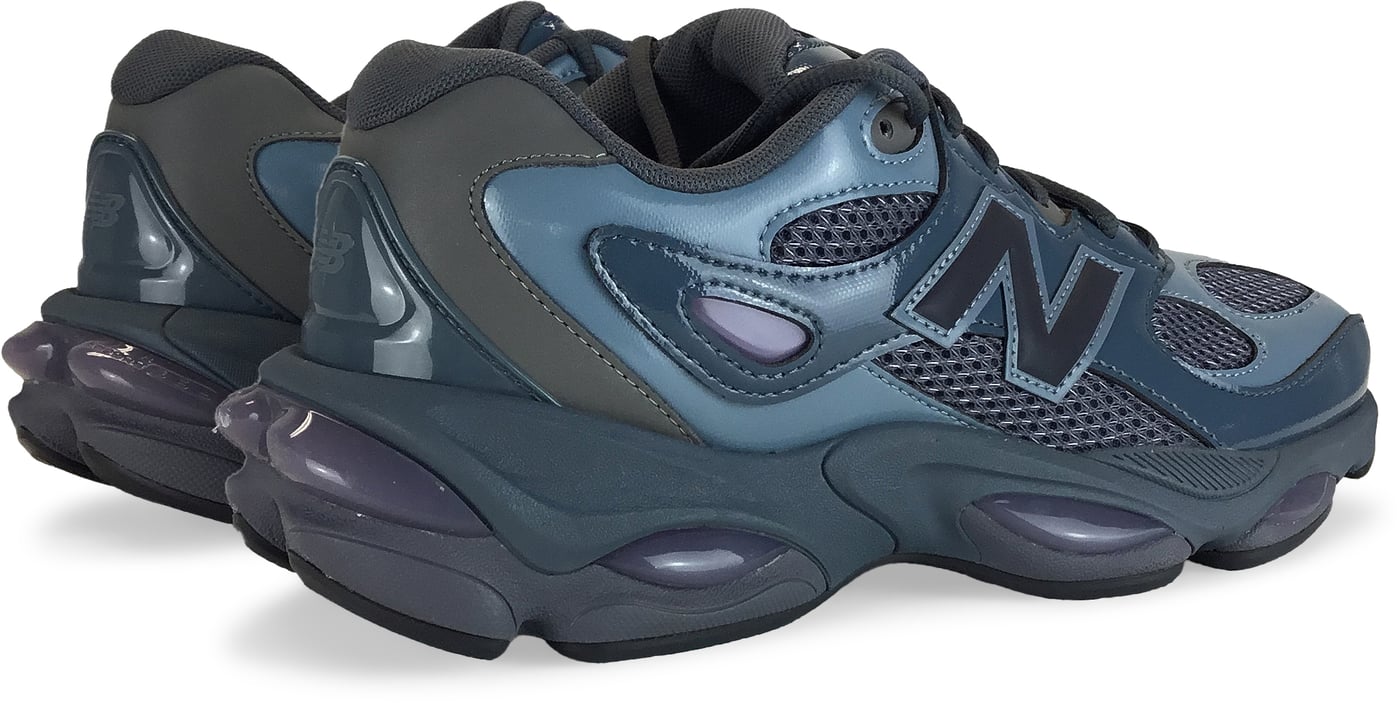 Low sneakers 983
