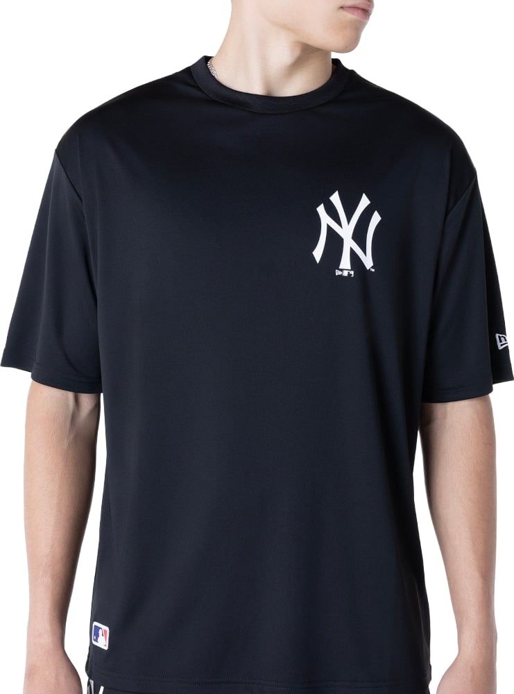 T-Shirts And Polos Black