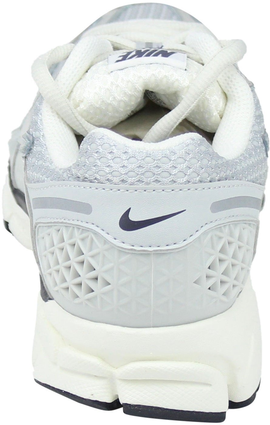 Nike Zoom Vomero 5 'Photon Dust Metallic Silver' (Women's) - (SNEAKERHYPE)