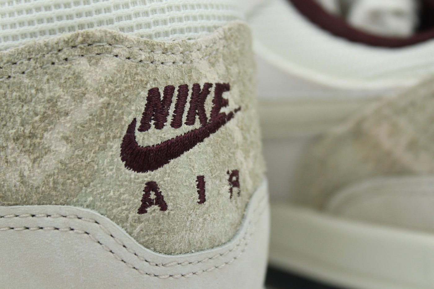 Nike Air Max 1 'Burgundy Crush'