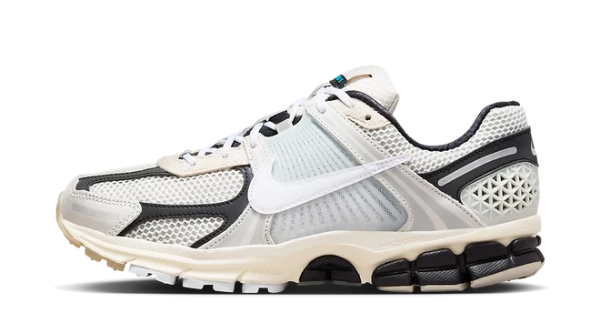 Nike Zoom Vomero 5 Supersonic Light Bone Black