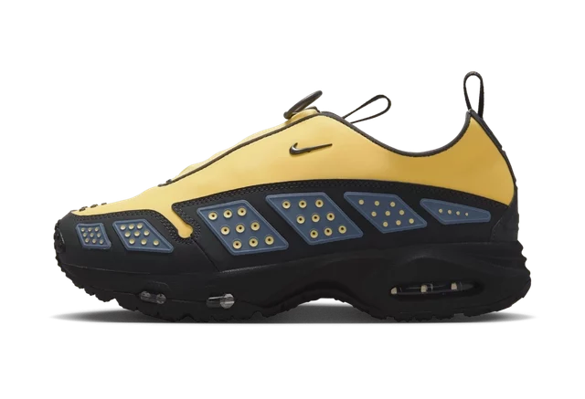 Nike Air Max Sunder Saturn Gold (Women's)