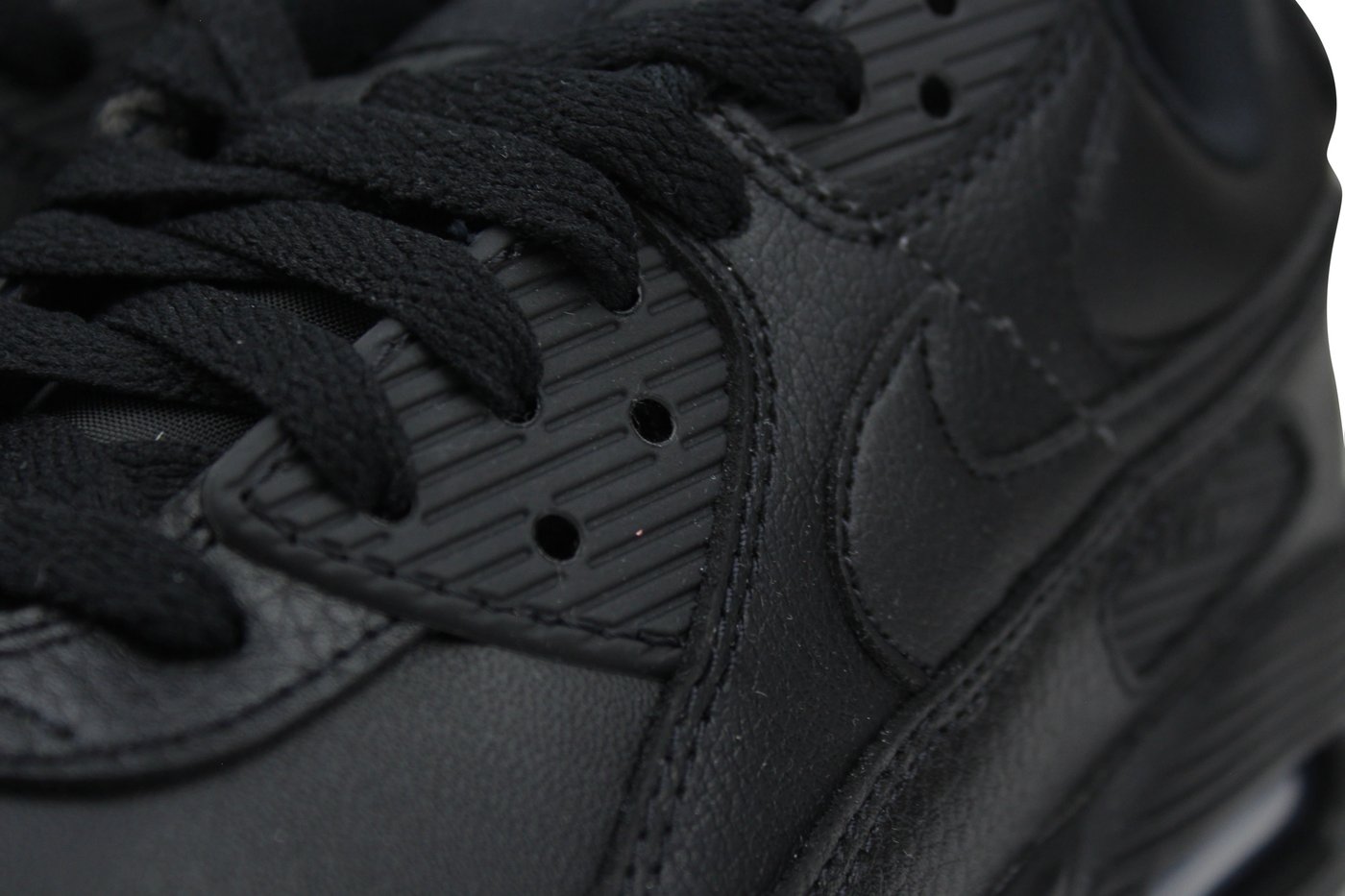 Nike Air Max 90 Leather 'Triple Black'