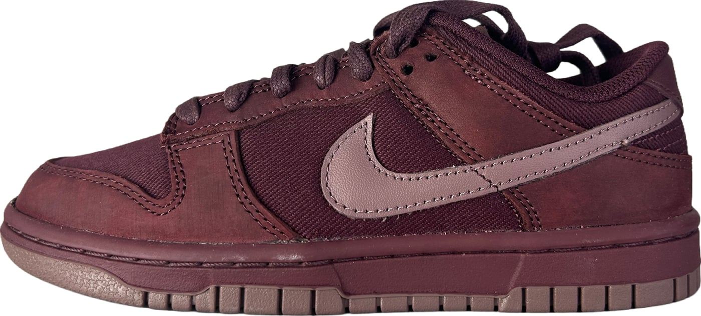 Nike Dunk Low Premium 'Burgundy Crush' - Size 35.5 (ARCHIVE)