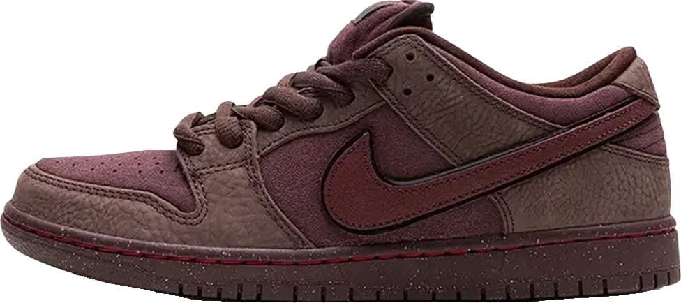 Nike Dunk Low Premium SB 'City of Love Collection - Burgundy Crush' Size 40.5 (ARCHIVE)