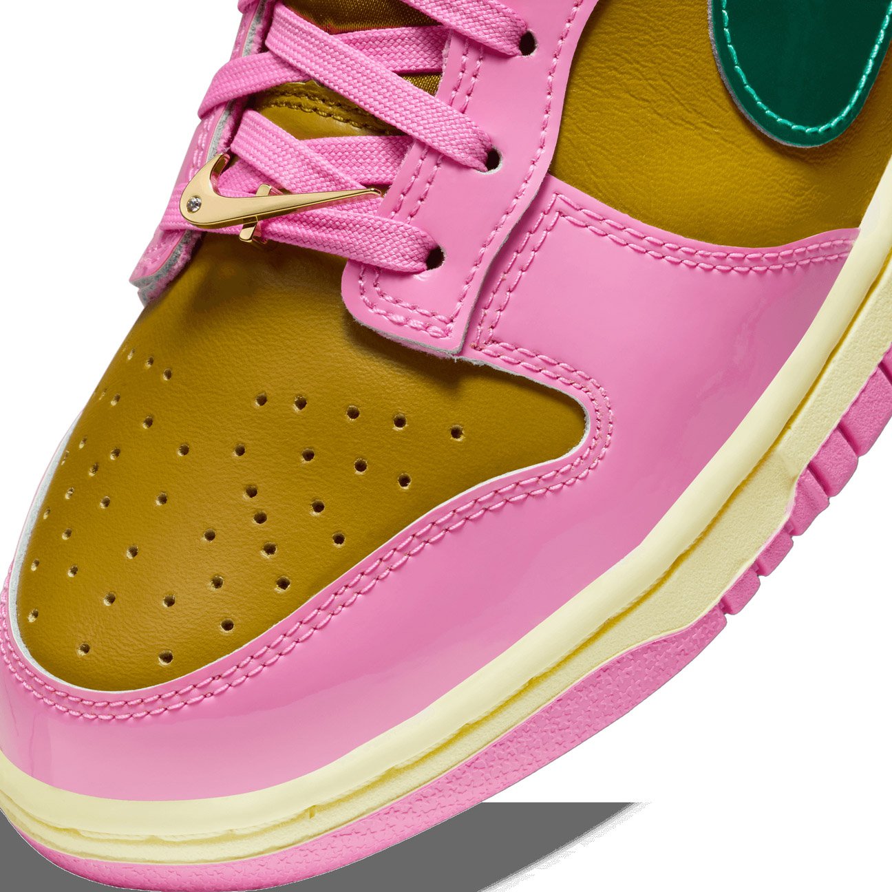 Nike Dunk Low QS 'Parris Goebel' (Women's)
