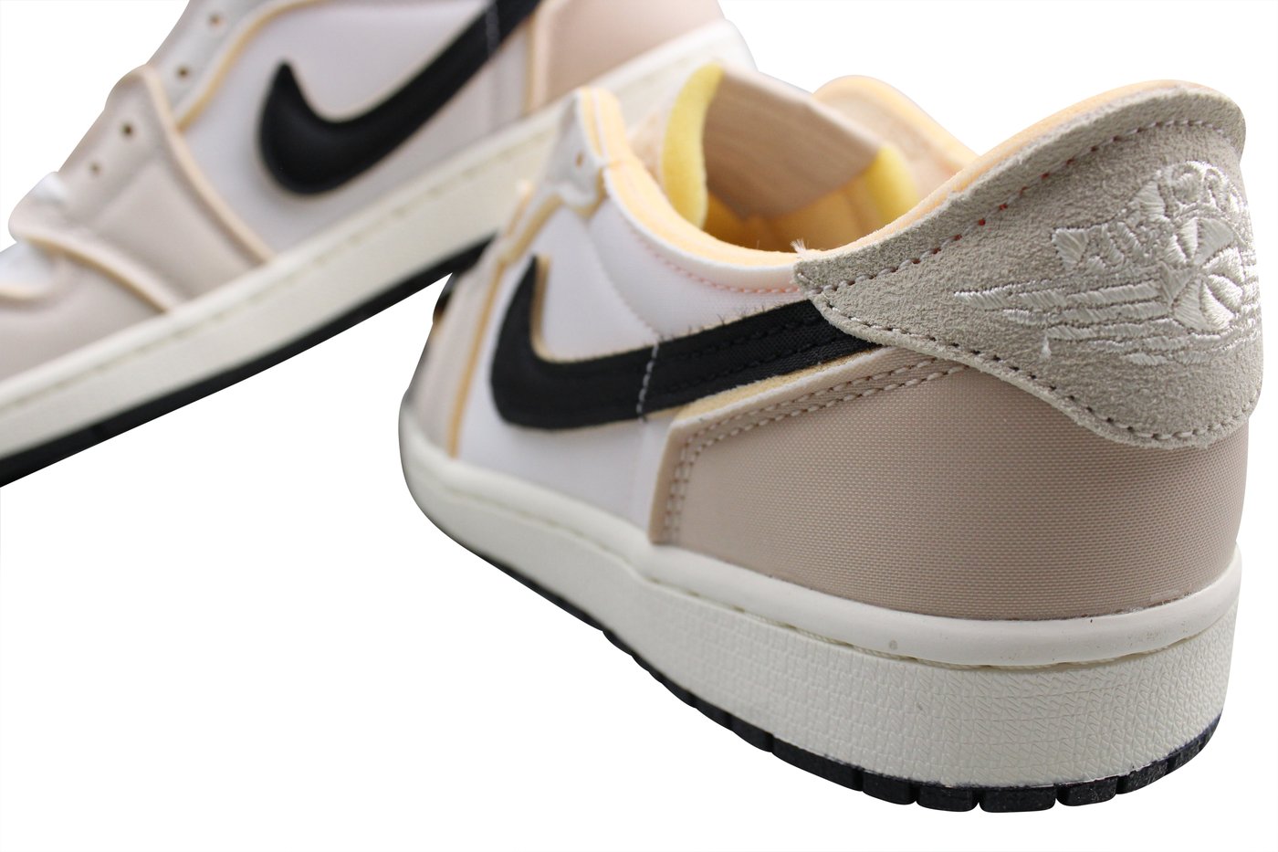 Jordan 1 Low Retro OG EX 'Coconut Milk'